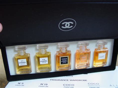 chanel mini perfume set price